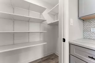 4292 W 77th Pl, Merrillville, IN 46410 - Photo 37