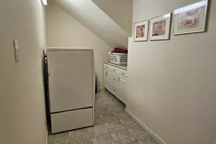 1025 N Vanderburg St, Gary, IN 46403 - Photo 105