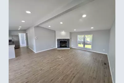 709 W Wilson Street, Hebron, IN 46341 - Photo 5