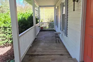 2106 Worthington Dr, Valparaiso, IN 46383 - Photo 5