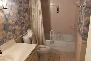 2106 Worthington Dr, Valparaiso, IN 46383 - Photo 19