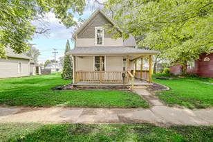 524 N Market St, Winamac, IN 46996 - Photo 13