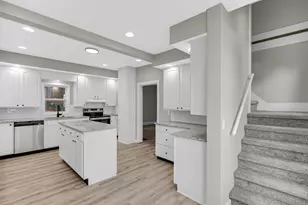 524 N Market St, Winamac, IN 46996 - Photo 3