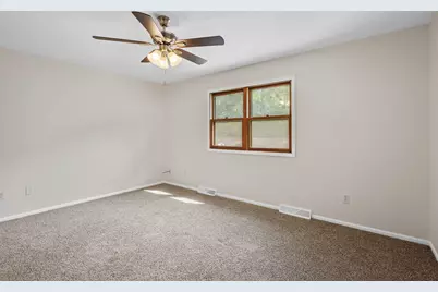 850 Jordan Circle, Schererville, IN 46375 - Photo 15