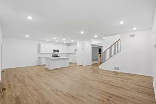 8803 Middleton Dr, Lowell, IN 46356 - Photo 5