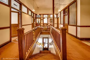 119 Broadway Ave, Chesterton, IN 46304 - Photo 9