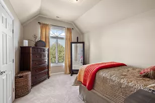 1127 Stonebridge Dr, Schererville, IN 46375 - Photo 19