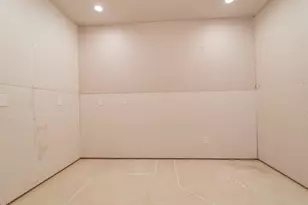 2255 Naples Dr, Valparaiso, IN 46385 - Photo 59