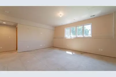 2255 Naples Drive, Valparaiso, IN 46385 - Photo 63