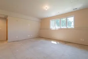 2255 Naples Dr, Valparaiso, IN 46385 - Photo 63