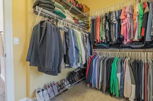 2255 Naples Dr, Valparaiso, IN 46385 - Photo 33