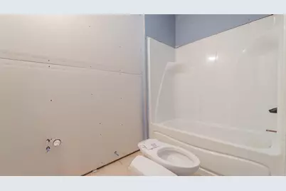 2255 Naples Drive, Valparaiso, IN 46385 - Photo 65