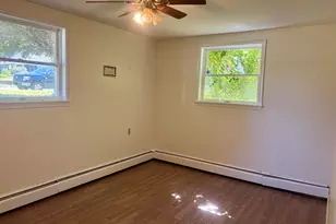 816 Water St, Hobart, IN 46342 - Photo 15