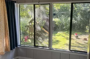 816 Water St, Hobart, IN 46342 - Photo 9