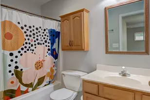 1239 Fox Hollow Dr, Chesterton, IN 46304 - Photo 19