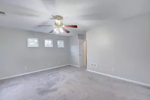 1239 Fox Hollow Dr, Chesterton, IN 46304 - Photo 15