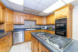 220 S Linda St, Hobart, IN 46342 - Photo 13