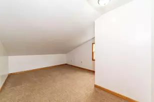 220 S Linda St, Hobart, IN 46342 - Photo 31