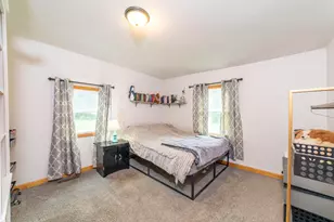 220 S Linda St, Hobart, IN 46342 - Photo 21