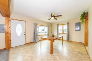 220 S Linda St, Hobart, IN 46342 - Photo 5