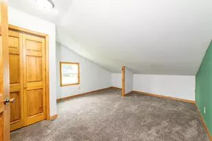 220 S Linda St, Hobart, IN 46342 - Photo 33