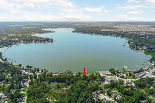 7912 Lake Shore Dr, Cedar Lake, IN 46303 - Photo 3