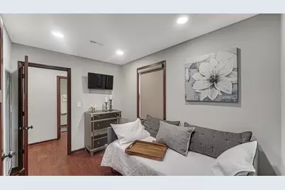 7912 Lake Shore Drive, Cedar Lake, IN 46303 - Photo 17