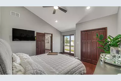 7912 Lake Shore Drive, Cedar Lake, IN 46303 - Photo 11