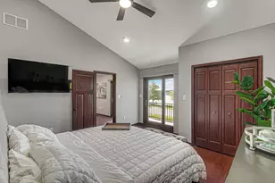 7912 Lake Shore Dr, Cedar Lake, IN 46303 - Photo 11