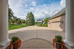 459 Surrey Hill Ln, Valparaiso, IN 46385 - Photo 5