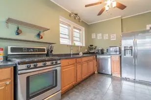 1813 Sheridan Ave, Whiting, IN 46394 - Photo 3