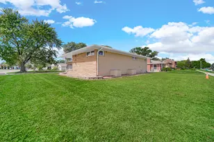 8304 Monroe Ave, Munster, IN 46321 - Photo 35