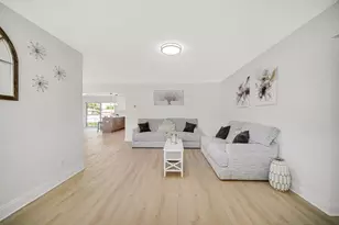 8304 Monroe Ave, Munster, IN 46321 - Photo 3