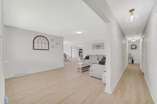 8304 Monroe Ave, Munster, IN 46321 - Photo 5