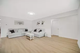 8304 Monroe Ave, Munster, IN 46321 - Photo 9