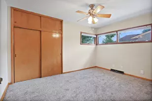 7911 Jackson Ave, Munster, IN 46321 - Photo 11