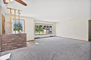 7911 Jackson Ave, Munster, IN 46321 - Photo 5