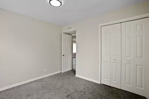 1107 W 63rd Ave, Merrillville, IN 46410 - Photo 13