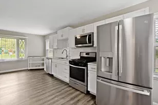 1107 W 63rd Ave, Merrillville, IN 46410 - Photo 5