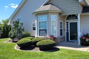 5480 Victoria Pl, Crown Point, IN 46307 - Photo 3