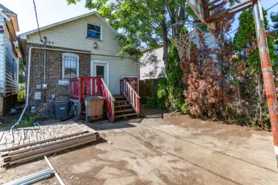 510 W 142nd Street, East Chicago, IN 46312 - Photo 7