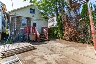 510 W 142nd St, East Chicago, IN 46312 - Photo 7