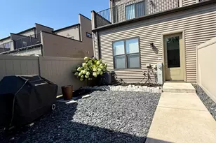 380 N Indiana Ave, Crown Point, IN 46307 - Photo 25