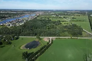 10111 County Line Rd, Crown Point, IN 46307 - Photo 3