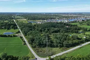 10111 County Line Rd, Crown Point, IN 46307 - Photo 1