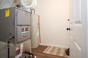 10524 Coyote Trl, Wheatfield, IN 46392 - Photo 23