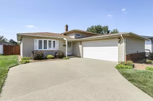 8612 Jefferson Ave, Munster, IN 46321 - Photo 1