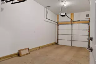 208 N Campbell St, Valparaiso, IN 46385 - Photo 21