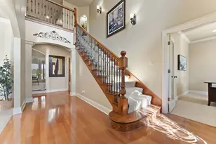 2131 White Oak Ln, Highland, IN 46322 - Photo 5