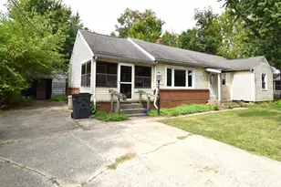 418 N Abigail St, Rensselaer, IN 47978 - Photo 3